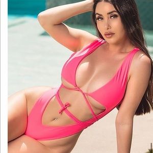 Fashion nova one piece bikini